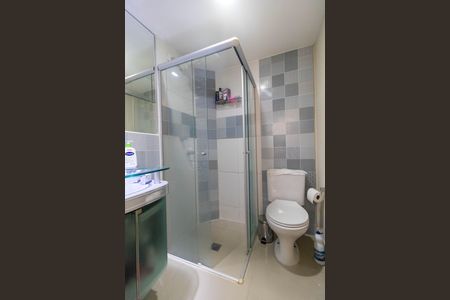 Apartamento à venda com 109m², 2 quartos e 2 vagasBanheiro da Suíte