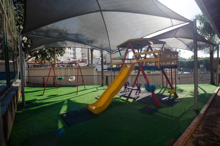 Apartamento à venda com 109m², 2 quartos e 2 vagasÁrea comum - Playground