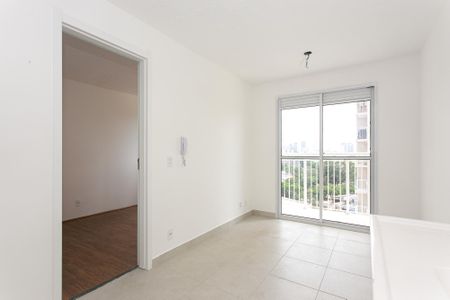Sala de apartamento para alugar com 1 quarto, 28m² em Guaiauna, São Paulo