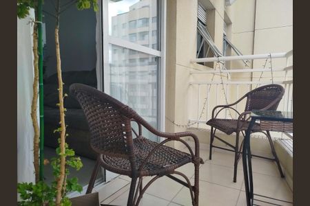 Apartamento para alugar com 60m², 2 quartos e 1 vagaVaranda