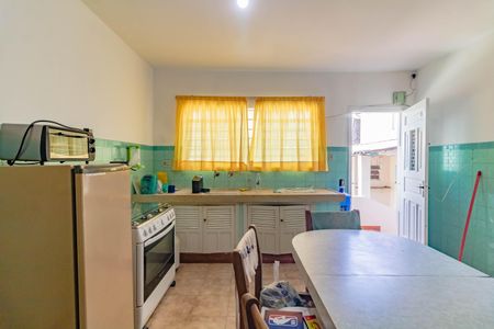 Casa para alugar com 200m², 2 quartos e 2 vagas