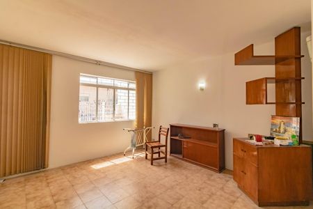 Casa à venda com 2 quartos, 200m² em Vila Guarani, São Paulo