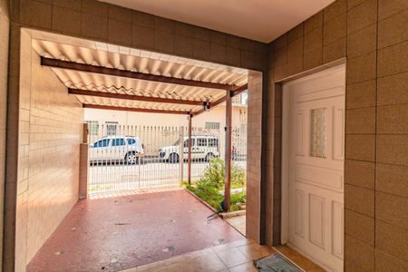 Casa para alugar com 200m², 2 quartos e 2 vagas