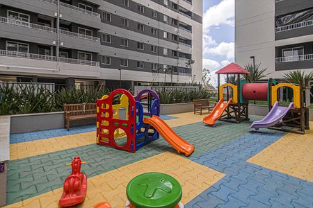 Apartamento para alugar com 42m², 2 quartos e 1 vagaplay ground_4