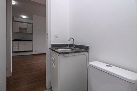 Apartamento para alugar com 42m², 2 quartos e 1 vagabanheiro social_3