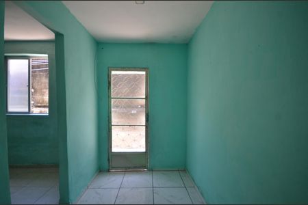 Sala de casa para alugar com 1 quarto, 42m² em Bento Ribeiro, Rio de Janeiro