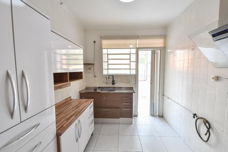 Apartamento para alugar com 93m², 2 quartos e 1 vagaCozinha