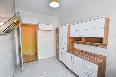Apartamento para alugar com 93m², 2 quartos e 1 vagaCozinha