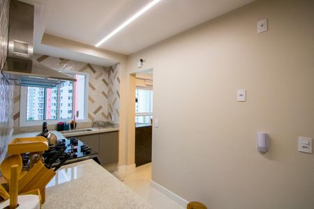 Apartamento à venda com 96m², 2 quartos e 2 vagasCozinha