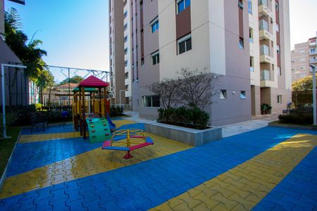 Apartamento à venda com 96m², 2 quartos e 2 vagasÁrea comum - Playground