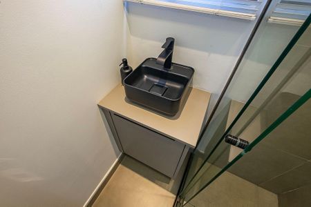 Studio - Banheiro de kitnet/studio para alugar com 1 quarto, 21m² em Jardim Paulista, São Paulo