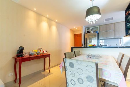 Apartamento à venda com 70m², 3 quartos e 1 vaga Apartamento à venda com 70m², 3 quartos e 1 vagaSala