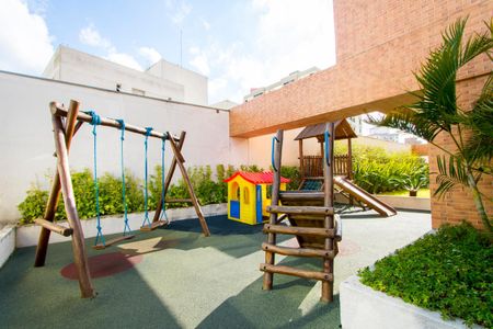 Apartamento à venda com 90m², 2 quartos e 2 vagasÁrea comum - Playground