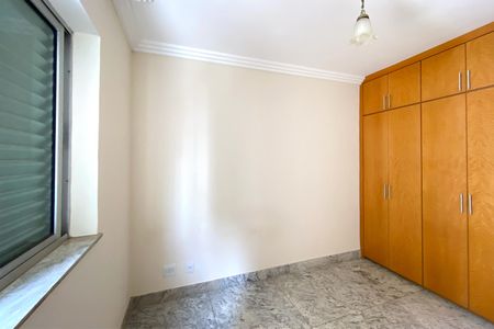 Apartamento para alugar com 242m², 4 quartos e 3 vagasQuarto 2