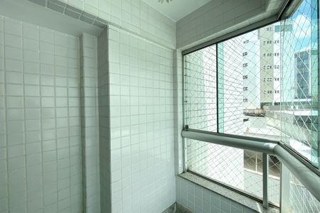 Apartamento para alugar com 242m², 4 quartos e 3 vagasVaranda sa Suite 1