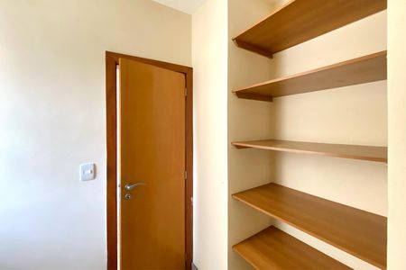 Apartamento para alugar com 242m², 4 quartos e 3 vagasQuarto de Serviço