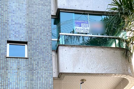 Apartamento para alugar com 242m², 4 quartos e 3 vagasPlaquinha