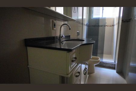 Apartamento para alugar com 72m², 2 quartos e sem vagaBanheiro 
