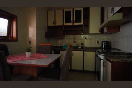 Apartamento para alugar com 72m², 2 quartos e sem vagaCozinha 