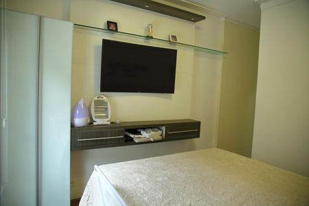 Casa de condomínio para alugar com 250m², 4 quartos e 4 vagasSuíte 1