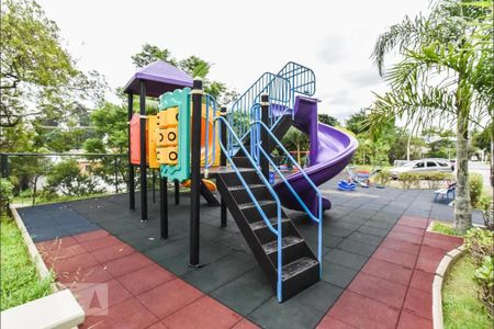 Casa de condomínio para alugar com 250m², 4 quartos e 4 vagasÁrea comum - Playground