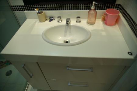 Casa de condomínio para alugar com 250m², 4 quartos e 4 vagasBanheiro Suíte 2 