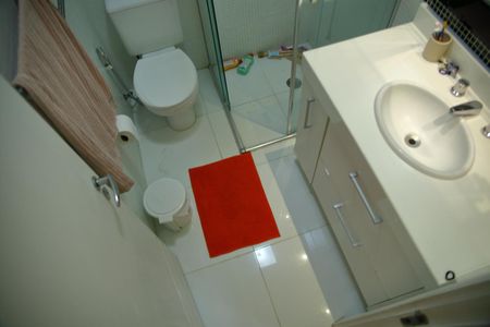 Casa de condomínio para alugar com 250m², 4 quartos e 4 vagasBanheiro Suíte 2 