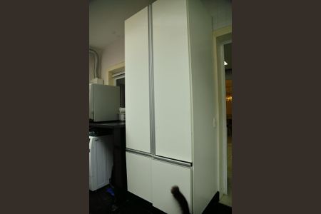 Casa de condomínio para alugar com 250m², 4 quartos e 4 vagasÁrea de Serviço