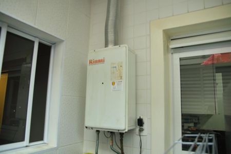 Casa de condomínio para alugar com 250m², 4 quartos e 4 vagasÁrea de Serviço