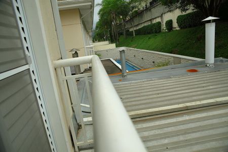 Casa de condomínio para alugar com 250m², 4 quartos e 4 vagasSuíte 1 Sacada 