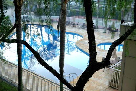 Casa de condomínio para alugar com 250m², 4 quartos e 4 vagasÁrea comum - Piscina