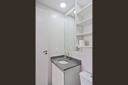 Apartamento para alugar com 37m², 2 quartos e sem vagaBanheiro