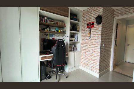 Apartamento à venda com 200m², 4 quartos e 2 vagasSuíte 1