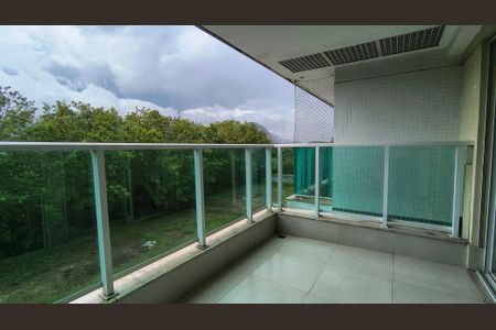 Apartamento à venda com 200m², 4 quartos e 2 vagasVaranda