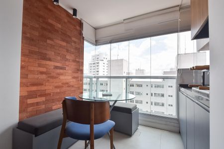 Apartamento à venda com 65m², 2 quartos e 1 vagaVaranda