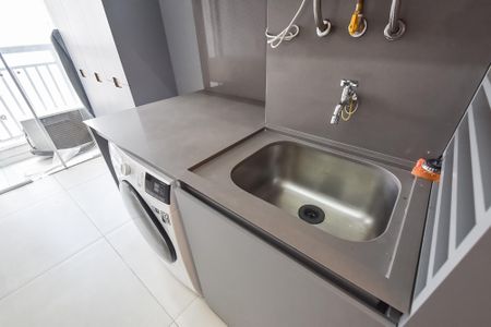 Apartamento à venda com 65m², 2 quartos e 1 vagaÁrea de serviço