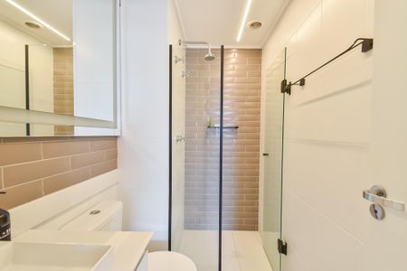 Apartamento à venda com 65m², 2 quartos e 1 vagaBanheiro da suíte