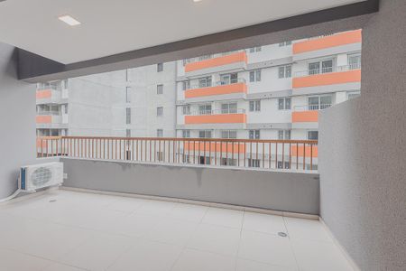 Varanda de kitnet/studio para alugar com 1 quarto, 35m² em Vila Madalena, São Paulo