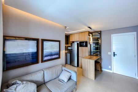 Sala de kitnet/studio à venda com 2 quartos, 65m² em Liberdade, São Paulo