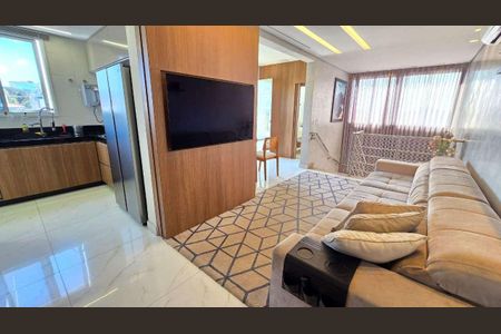 Apartamento à venda com 3 quartos, 145m² em Santa Rosa, Belo Horizonte