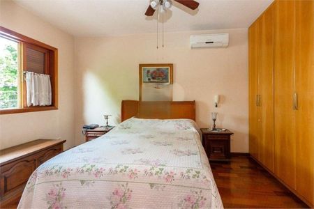 Casa à venda com 3 quartos, 193m² em Santo Amaro, São Paulo