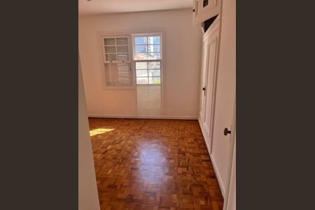 Casa à venda com 2 quartos, 400m² em Jardim Paulistano, São Paulo