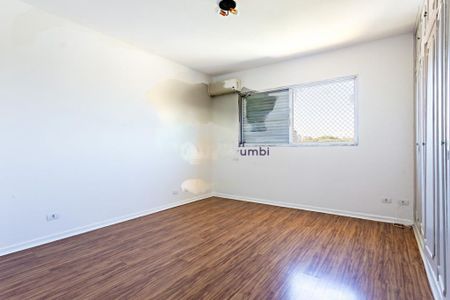 Casa à venda com 3 quartos, 239m² em Alto de Pinheiros, São Paulo