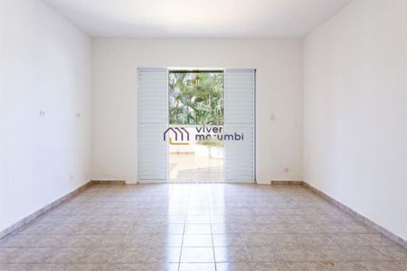 Casa à venda com 3 quartos, 239m² em Alto de Pinheiros, São Paulo