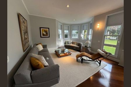 Casa à venda com 5 quartos, 800m² em Vila Progredior, São Paulo