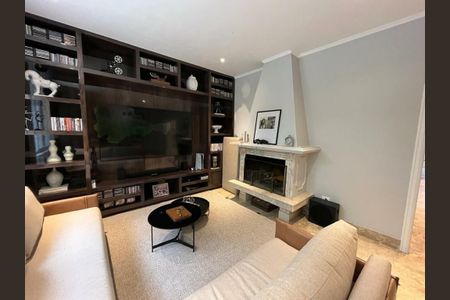 Casa à venda com 5 quartos, 800m² em Vila Progredior, São Paulo