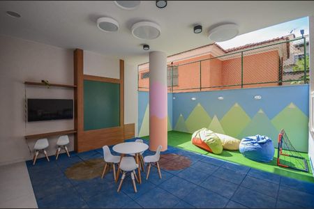 Apartamento à venda com 77m², 2 quartos e 1 vaga