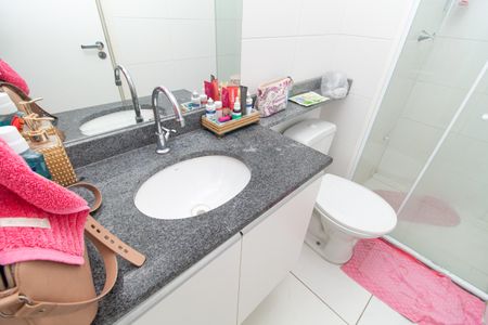 Banheiro de apartamento para alugar com 1 quarto, 35m² em Cambuci, São Paulo