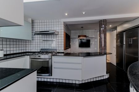 Apartamento à venda com 286m², 3 quartos e 1 vaga Apartamento à venda com 286m², 3 quartos e 1 vagaCozinha