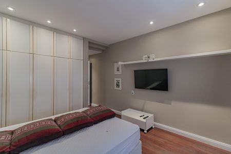 Apartamento à venda com 286m², 3 quartos e 1 vaga Apartamento à venda com 286m², 3 quartos e 1 vagaQuarto 2